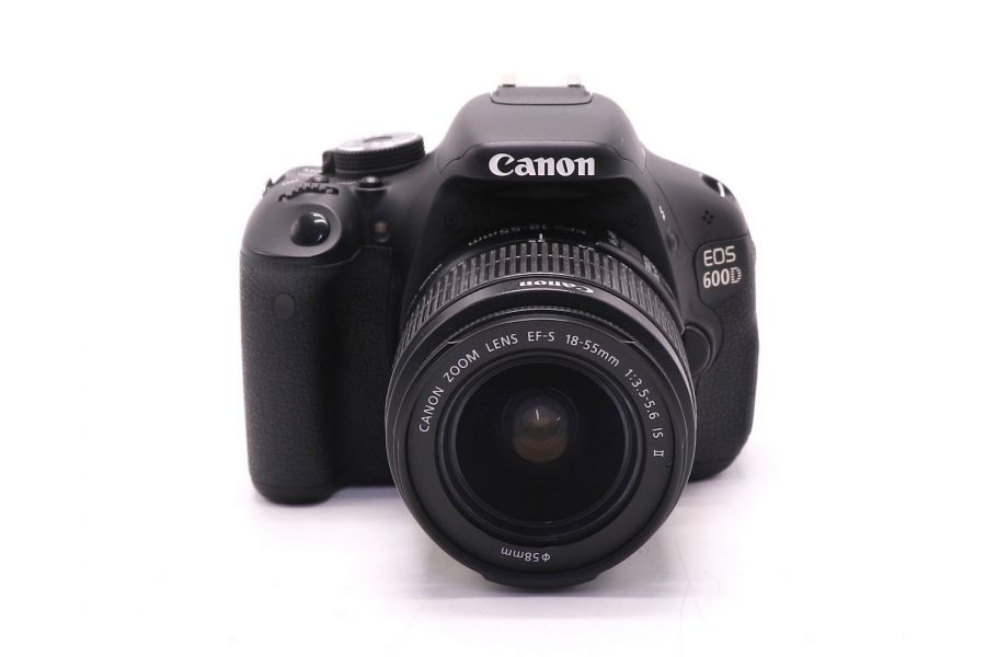 Камера Canon EOS 600D kit (пробег 8930 кадров)