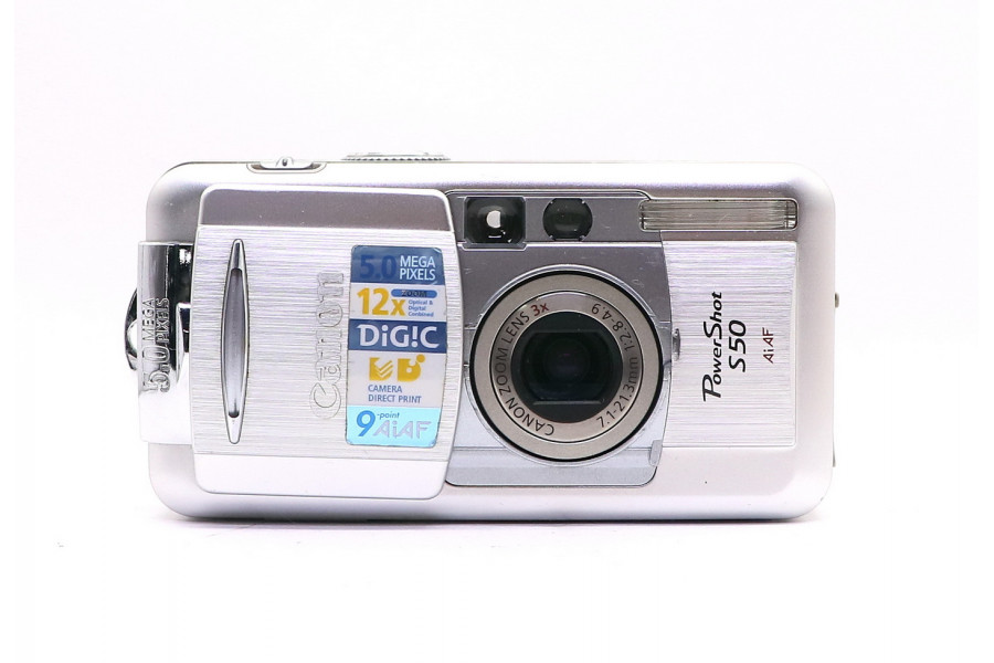 Фотоаппарат Canon PowerShot S50 в упаковке