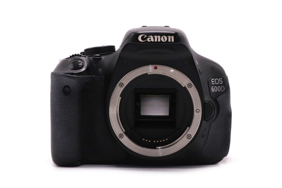 Canon EOS 600D body (пробег 72000 кадров)