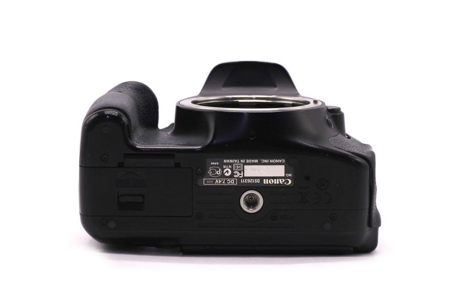 Canon EOS 600D body (пробег 72000 кадров)