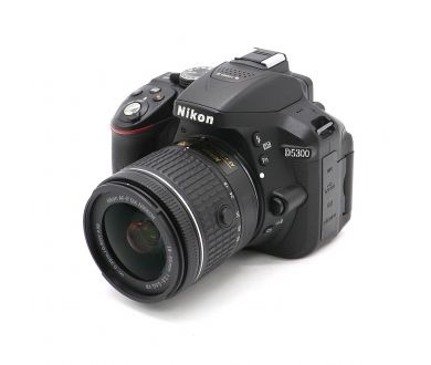 Камера Nikon D5300 kit (пробег 2450 кадров)