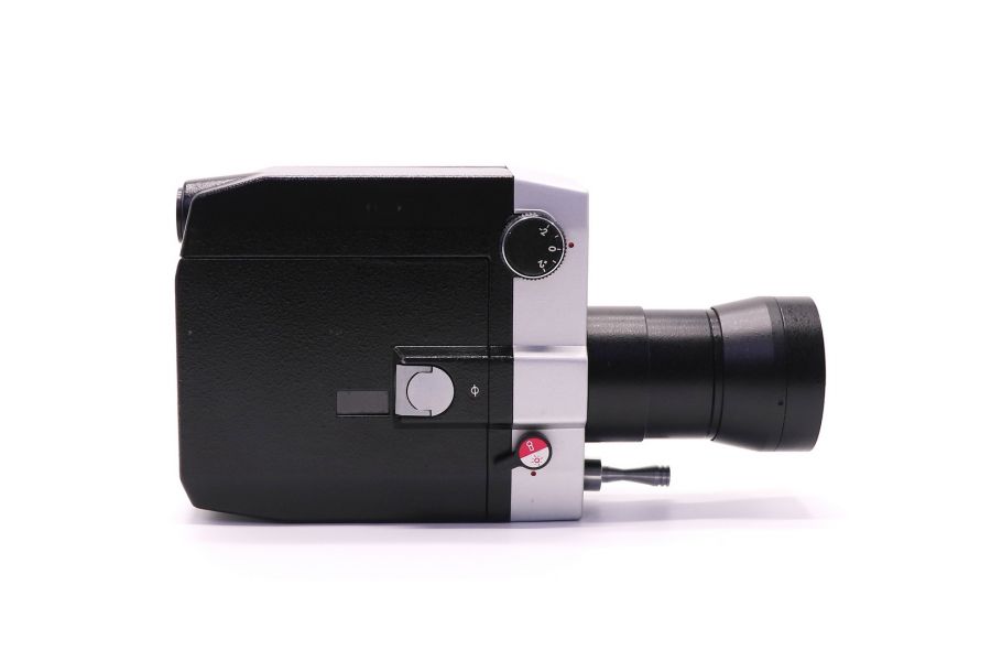 Кинокамера Кварц 1х8С-2 в упаковке (СССР, 1990)