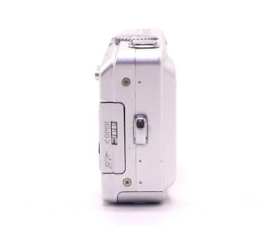 Компактный цифровой фотоаппарат Pentax Optio S55