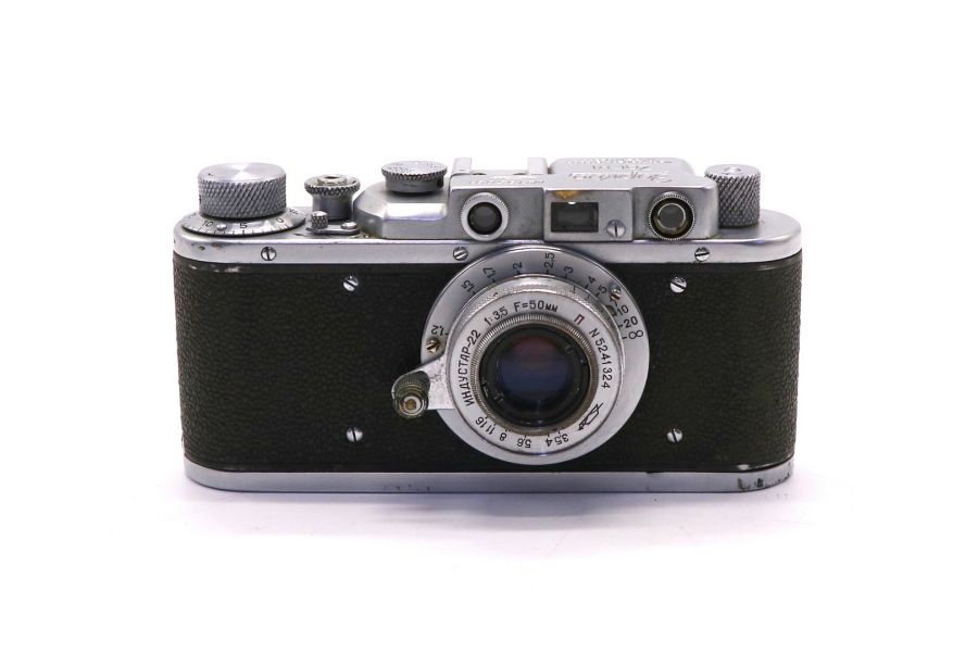 Фотокамера Зоркий / Zorki + Индустар-22 (СССР)