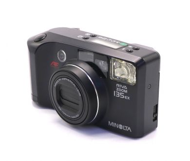 Плёночный фотоаппарат Minolta Riva Zoom 135EX
