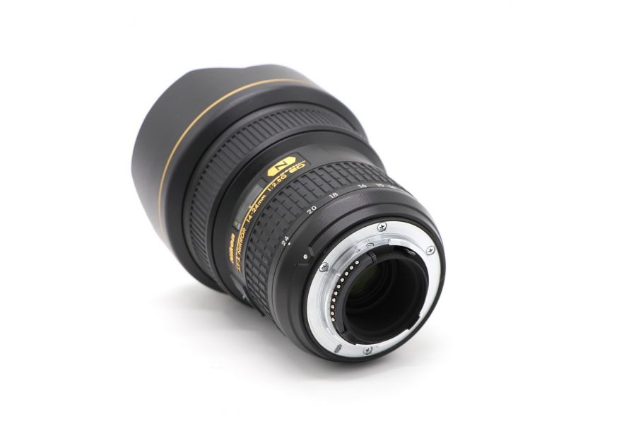 Объектив Nikon 14-24mm f/2.8G ED AF-S Nikkor