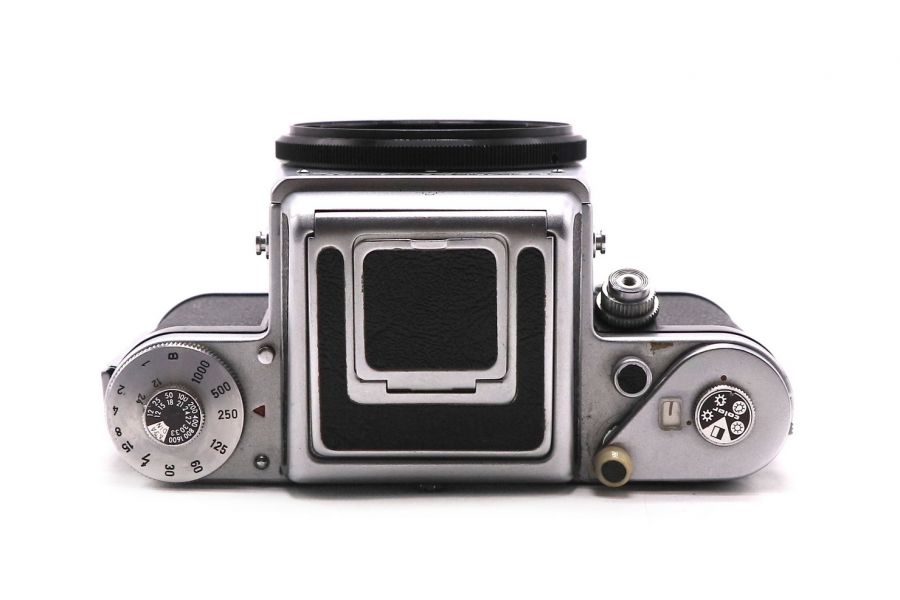 Среднеформатный фотоаппарат Pentacon Six TL body