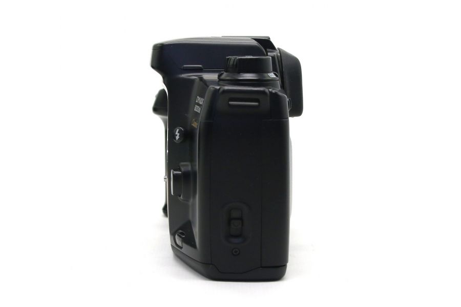 Профессиональная Minolta Dynax 600si Classic body