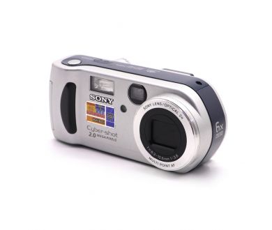 Компактный цифровой Sony Cyber-shot DSC-P51