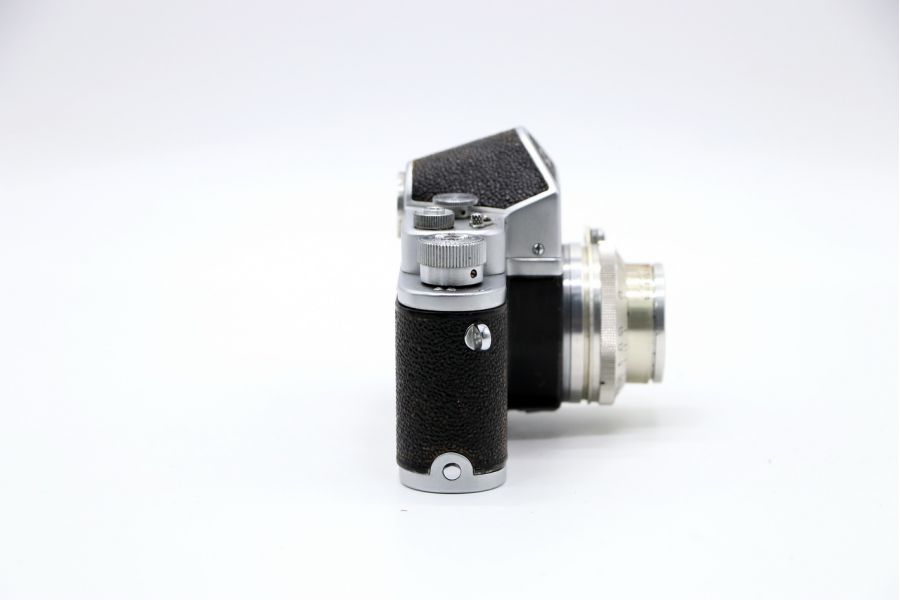 Редкий фотоаппарат Зенит 1 + Индустар-22 П (СССР, 1954)