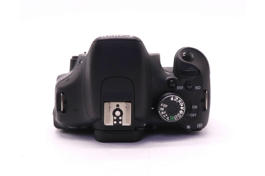 Canon EOS 600D body (пробег 11165 кадров)