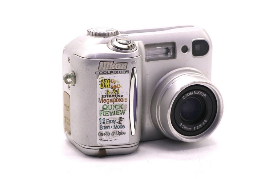 Компактная цифровая камера Nikon Coolpix 885