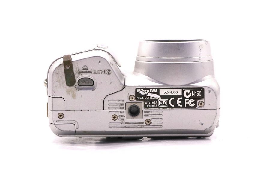 Компактная цифровая камера Nikon Coolpix 885