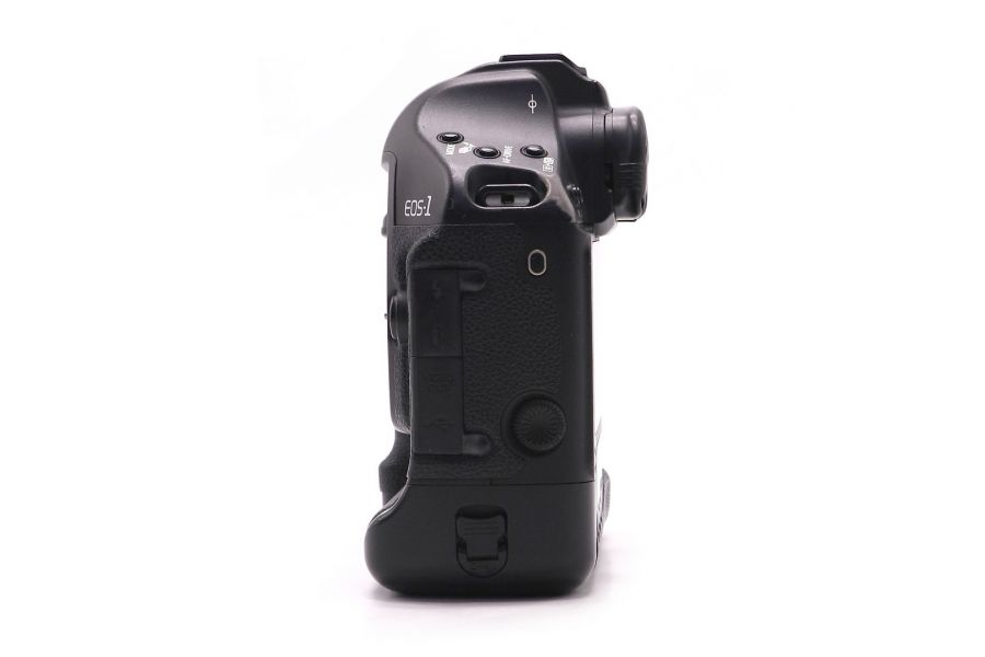 Зеркальный фотоаппарат Canon EOS 1Ds Mark III body