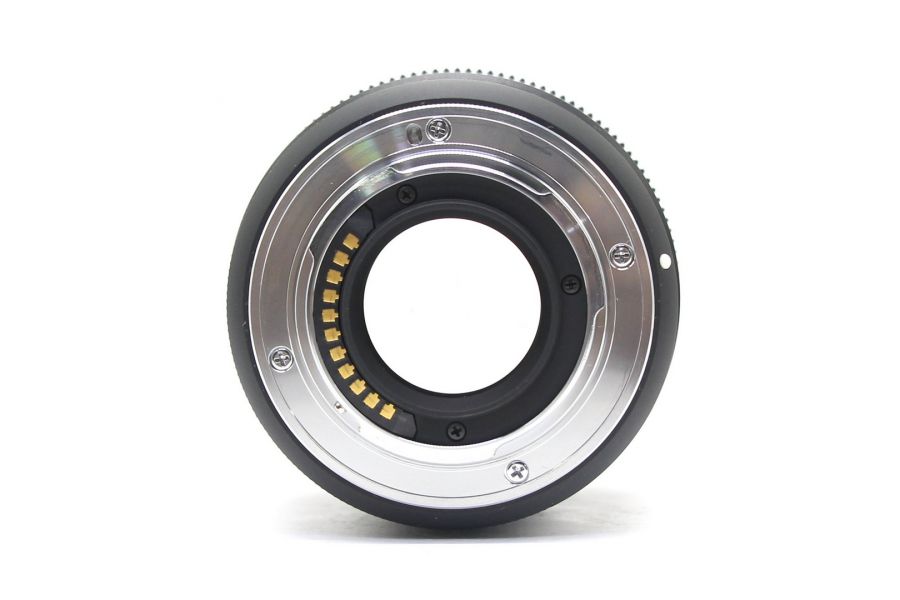 Sigma AF 30mm f/1.4 DC DN Micro 4/3 в упаковке