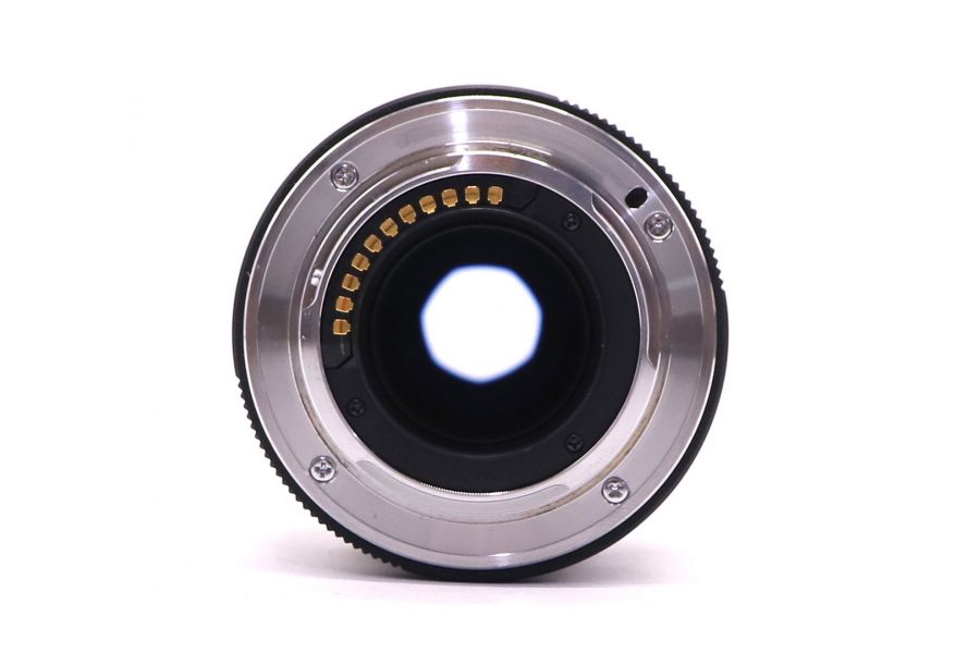 Olympus M.Zuiko Digital 30mm f/3.5 Macro в упаковке