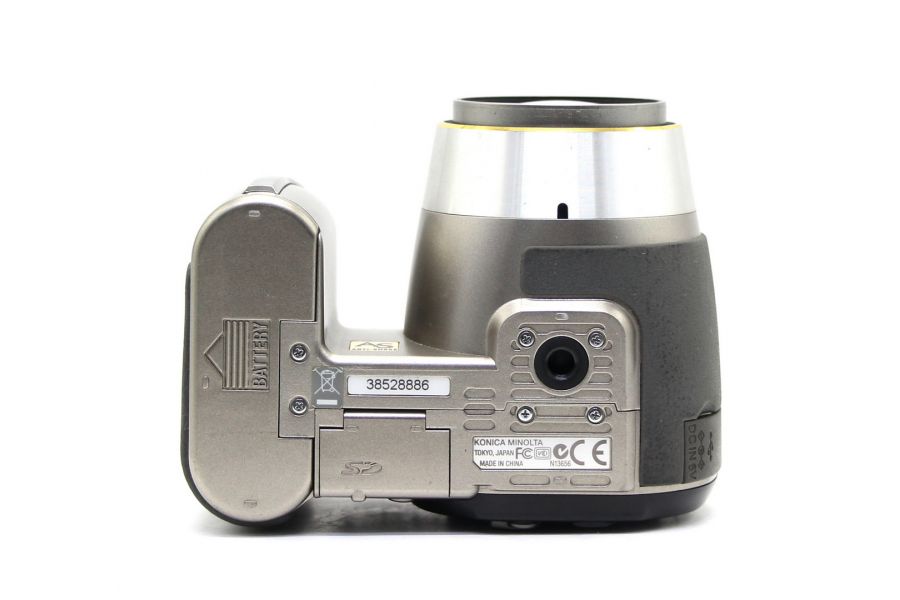 Konica Minolta DIMAGE Z6 серебристая