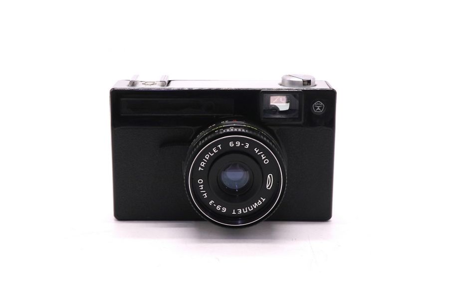 Советский шкальный малоформатный фотоаппарат Вилия