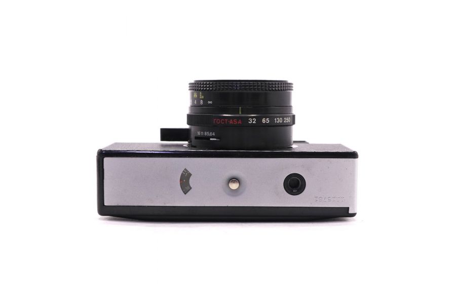 Советский шкальный малоформатный фотоаппарат Вилия