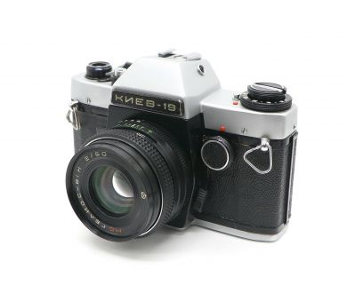 Советская зеркальная камера Киев 19 kit (СССР)