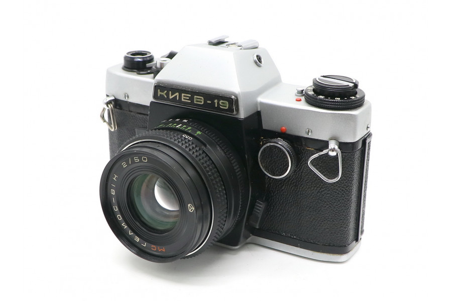 Советская зеркальная камера Киев 19 kit (СССР)