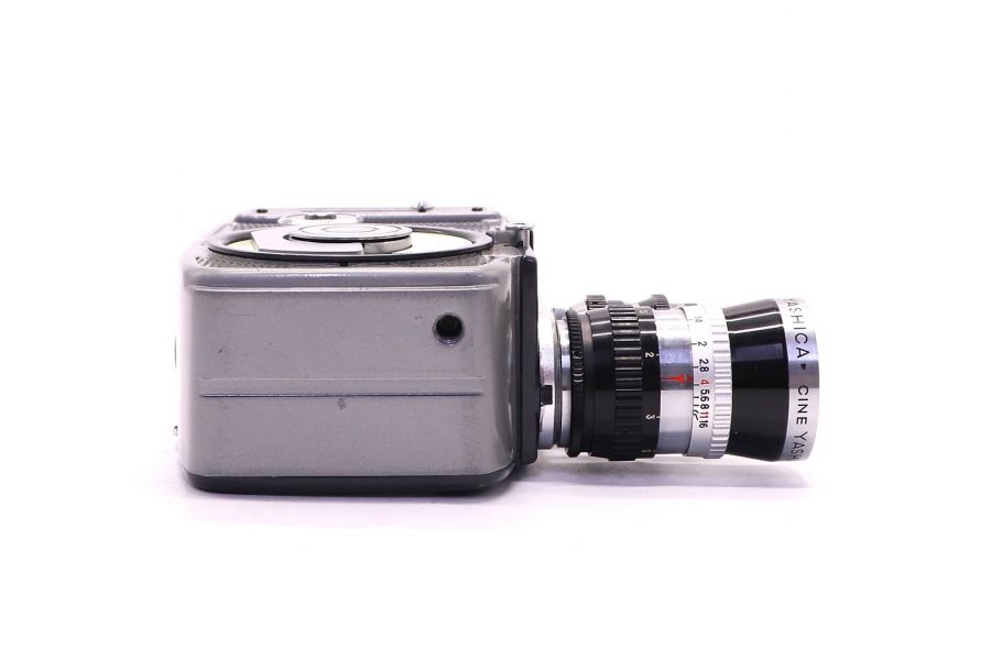 Двухобъективная кинокамера Yashica 8 T-2