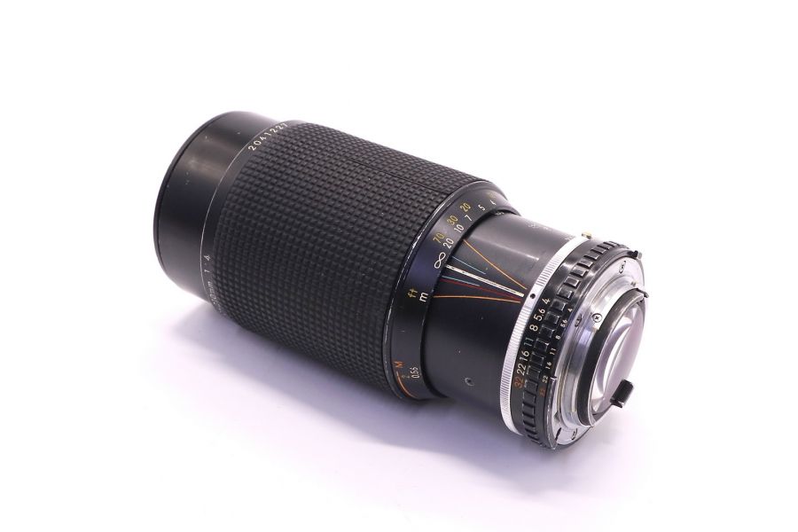 Nikon Series E Zoom 70-210mm F/4