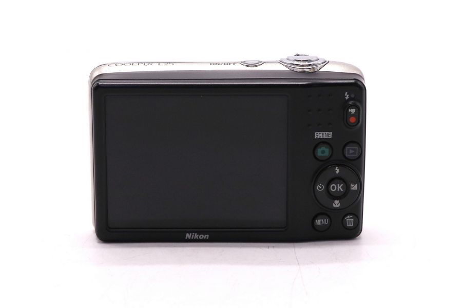 Фотокамера компактная Nikon Coolpix L25 серебристая