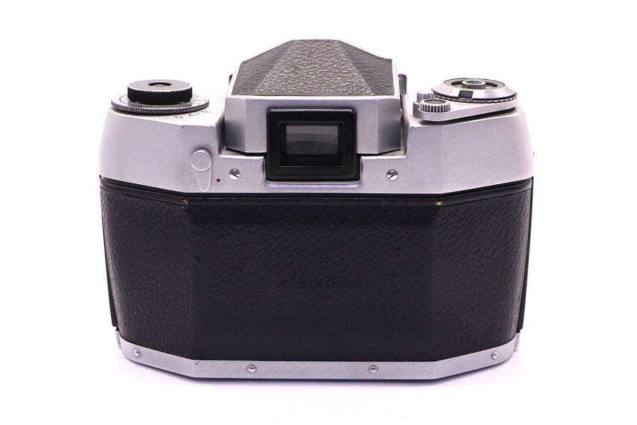 Фотоаппарат пленочный Exa 1a + Tessar 2.8/50