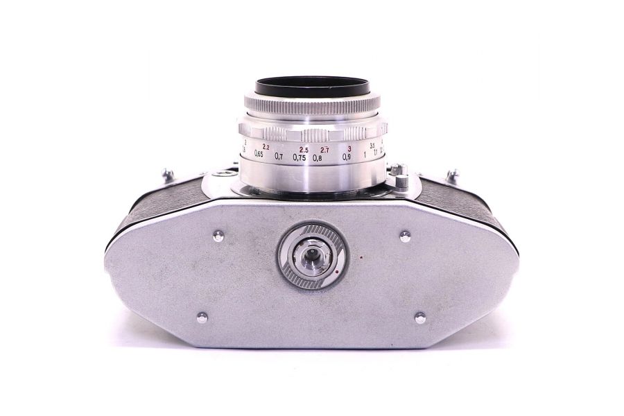 Фотоаппарат пленочный Exa 1a + Tessar 2.8/50