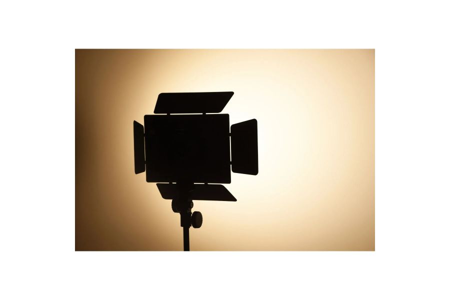 Осветитель светодиодный YongNuo YN600L II 3200-5500K