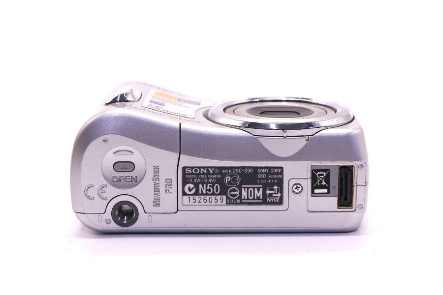 Компактный фотоаппарат Sony Cyber-shot DSC-S90