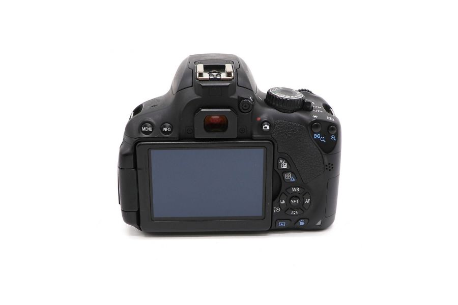 Камера Canon EOS 650D body (пробег 22000 кадров)