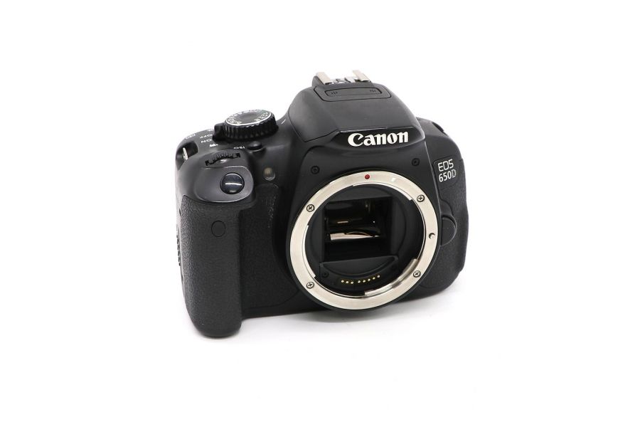 Камера Canon EOS 650D body (пробег 22000 кадров)