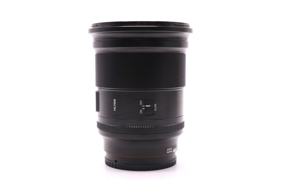 Объектив Viltrox AF 16mm F1.8 E-mount в упаковке