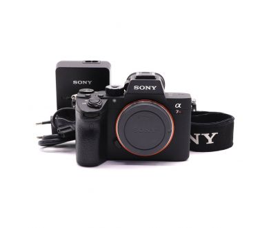 Sony A7RIII ILCE-7RM3 body (пробег 400 кадров)
