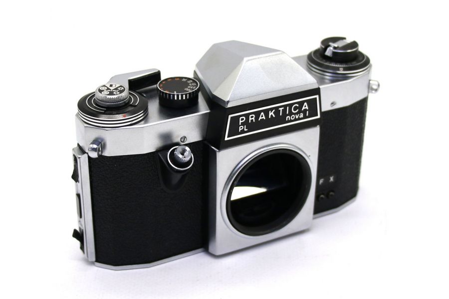Praktica PL Nova l body б.