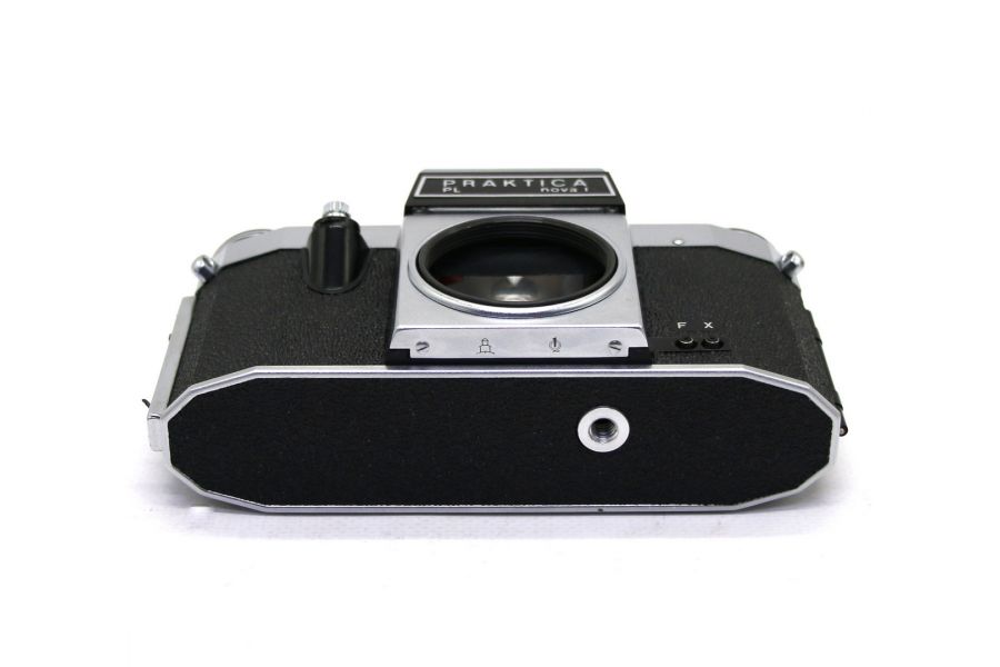 Praktica PL Nova l body б.
