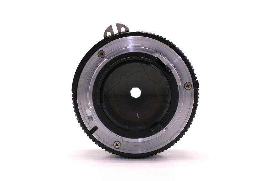 Nikon 50mm f/1.4 Nikkor (Japan, 1988г)