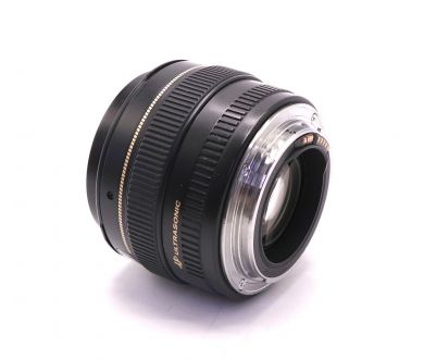Широкоугольный объектив Canon EF 50mm f/1.4 USM