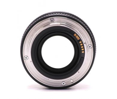 Широкоугольный объектив Canon EF 50mm f/1.4 USM