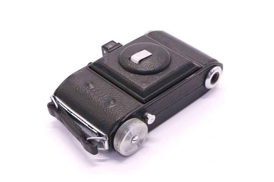 Belca Beltica + Meritar 1:2,9/50mm