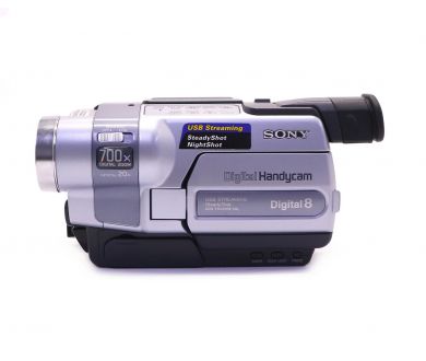 Видеокамера Sony DCR-TRV250E в упаковке