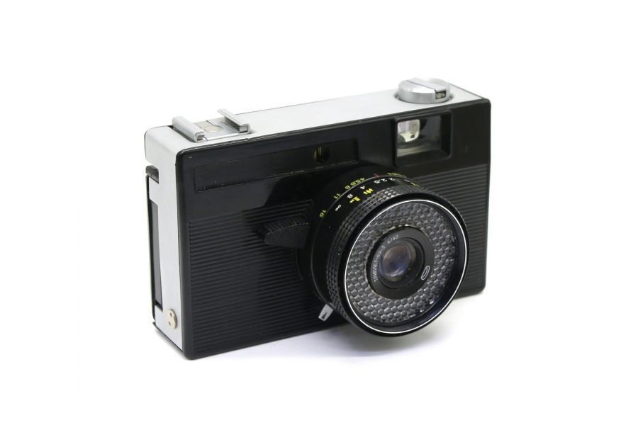 Шкальный пленочный фотоаппарат Вилия-авто