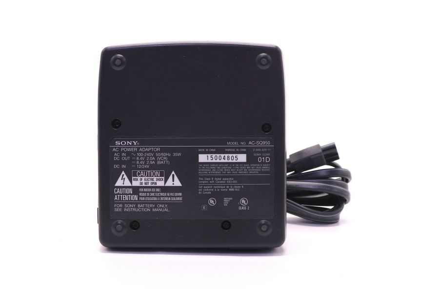 Зарядное устройство Sony AC-SQ950