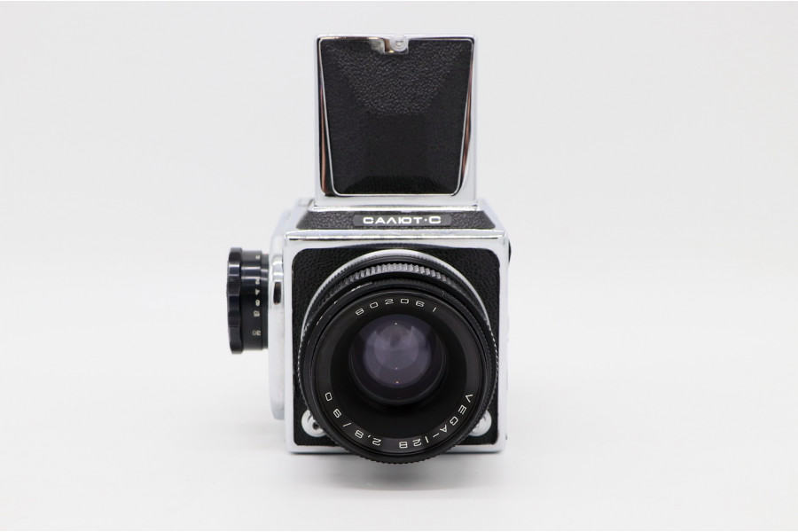 Советский фотоаппарат Салют-С + объектив Вега-12В