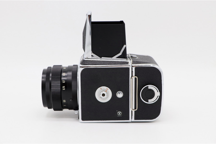 Советский фотоаппарат Салют-С + объектив Вега-12В