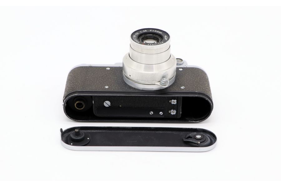 Камера Зоркий 1-го выпуска ригельный (неисправен)