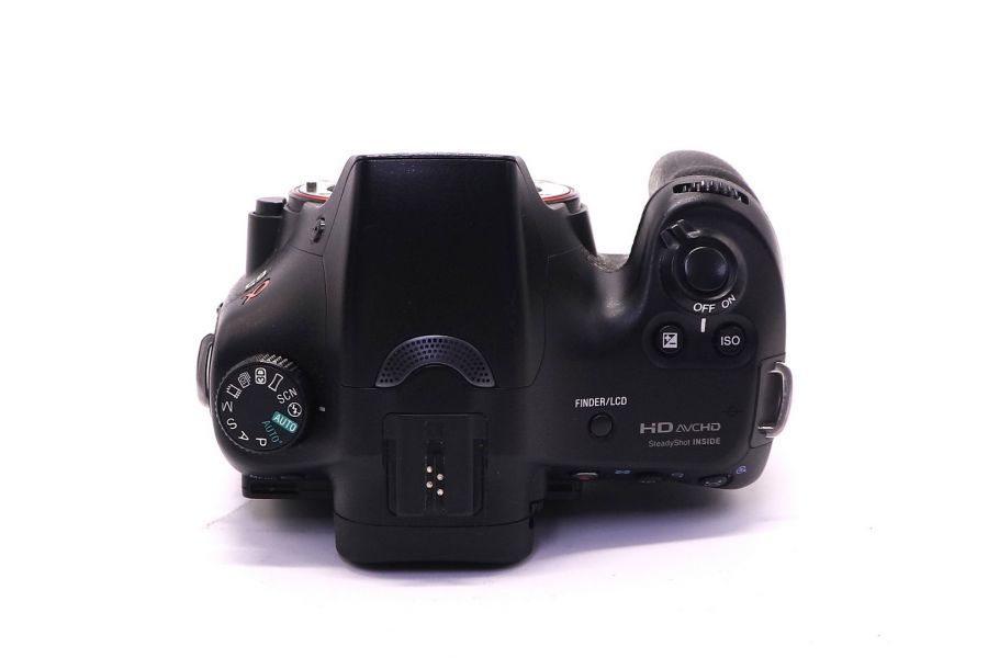 Фотоаппарат Sony A65 body (пробег 8745 кадров)