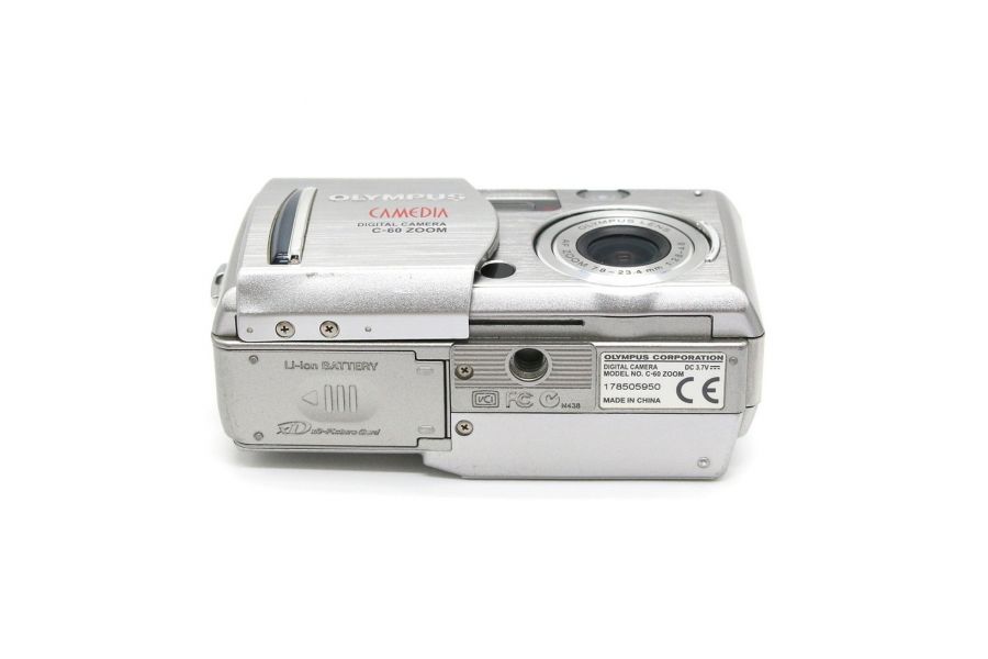 Фотоаппарат цифровой Olympus Camedia C-60 Zoom